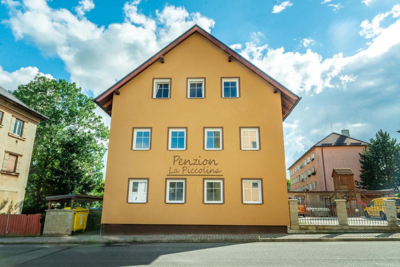 Penzion La Piccolina Nový Bor Exteriör bild