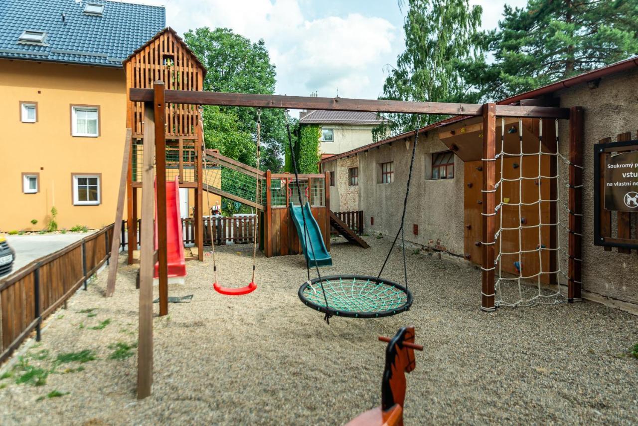 Penzion La Piccolina Nový Bor Exteriör bild